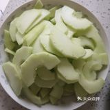这是一款适合清炒的清炒黄瓜