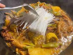 -鱼窝棚柴火铁锅炖(富山屯店)