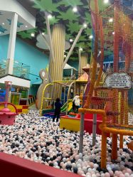 -meland亲子乐园·派对·研学(淄博万象汇店)