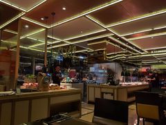 -大中华希尔顿酒店-念自助餐·嗨啤·小龙虾