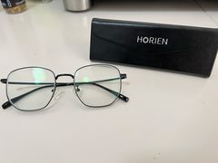 -翰佐蔡司小乐圆·依视路星趣控·暴龙眼镜折扣店