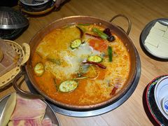 -洱火云南酸菜牛肉火锅(石景山当代商城店)