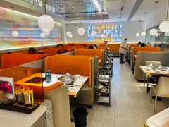 -黄记煌三汁焖锅(新佳丽江汉路店)