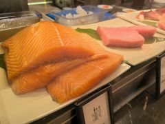 -广州万富希尔顿酒店·感趣自助餐厅·金秋蟹宴生蚝海鲜刺身