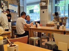 -真真鲜馄饨店(启蒙路店)