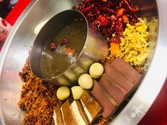 -谭鸭血老火锅(漳州路店)