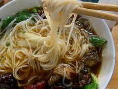 辣子鸡-越洋肖氏老米线(杨家坪店)