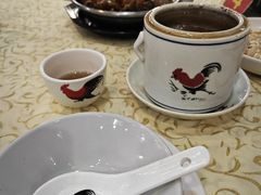 鸡骨草炖猪横脷汤-禄源公·老莞诚饭店