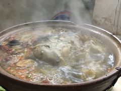 炭炉果鸡煲-威邵鸡煲(西华路总店)