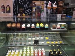 -LINE FRIENDS Garosu-gil Flagship Store
