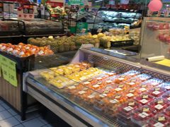 -沃尔玛(前山店)