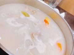 澳门鸡脚猪骨煲（小）-官也街澳门火锅(新源里店)
