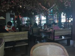 大堂-沪小胖小龙虾(淮海中路旗舰店)