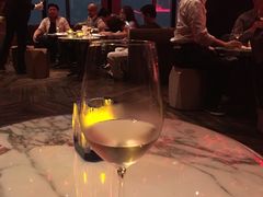 -OZONE 顶楼酒吧(香港丽思卡尔顿酒店)