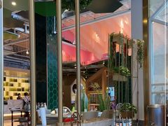 -红樱桃·欢乐餐厅(太原里店)