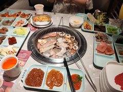 -汉金城海鲜烤肉自助百汇(威海威高广场店)