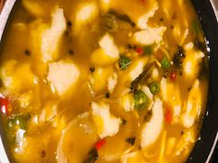 -有红鸡毛店·川菜(建设路店)