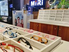 -MiRi眼镜连锁·蔡司·尼康控优点合作店(莘庄店)