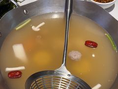 -左庭右院鲜牛肉火锅(金山万达店)