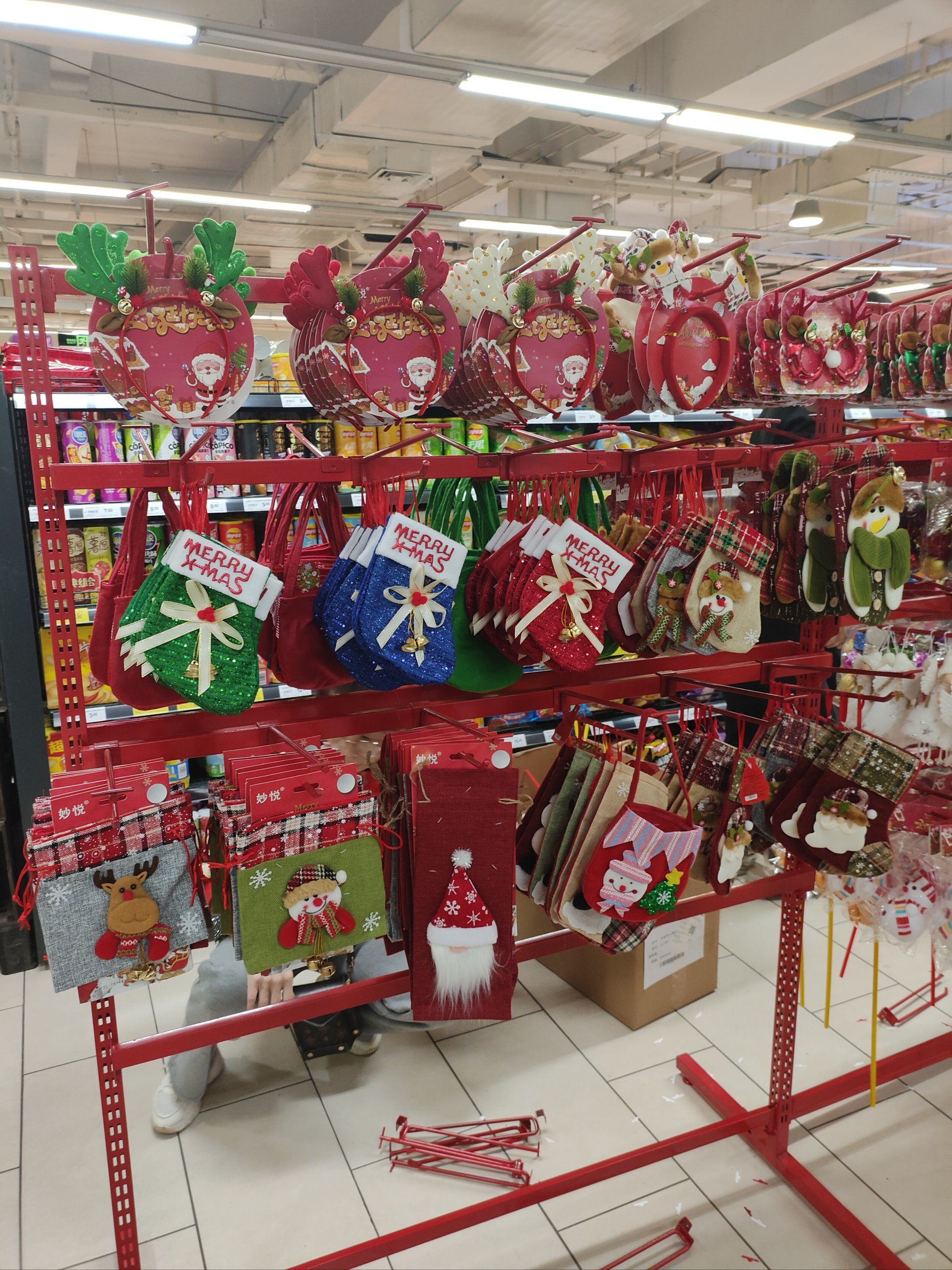 已经开始有圣诞氛围的永辉超市

