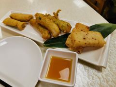 小吃三拼-南八仙·老上海味道(南京东路店)