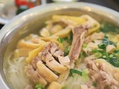越南鸡腿粉-华姐鸡粉(教育路店)