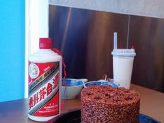 -包整·丝娃娃(一览甲秀楼风景店)