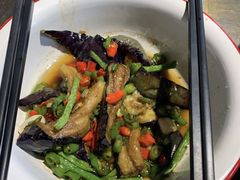 茄子炒豆角-六合居·明厨亮灶餐厅(成双大道店)