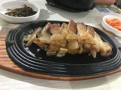 -拌来拌去石鍋拌飯(文鼎店)