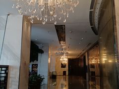 -上海虹桥西郊假日酒店