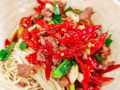 坛子辣椒炒牛肉-刘氏三和面馆
