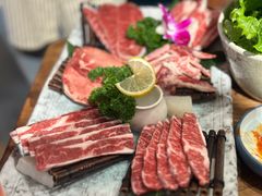 -明洞阿姨·韩式酱蟹烤肉·创意料理(三元桥店)