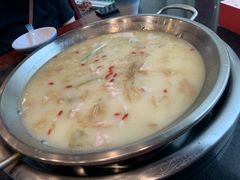 -老来福·非遗酸汤兔(凯旋路店)