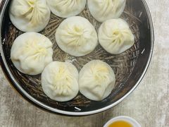 蟹粉汤包-曼曼汤包(建国西路店)
