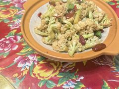 -闯关东东北农家菜(崂山石老人店)
