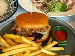 -青岛香格里拉·鱼跃地中海西餐厅