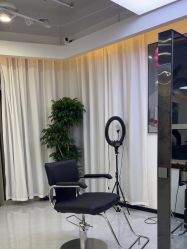 -V7 HAIR SALON