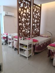 -成都苗方清颜专业祛痘