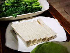 -安诚居干锅鸭头(八角店)