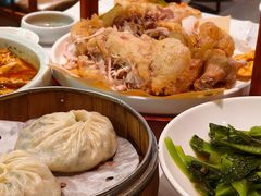 -江城小馆陕南妈妈菜·全球旅行餐厅(钟楼店)
