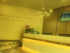 -丽辰酒店(深圳翻身地铁站店)