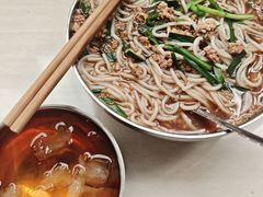 -正宗杨记普洱酸醋米线(总店)