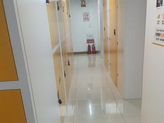 -安东易迷你自助仓储寄存仓库(草桥店)