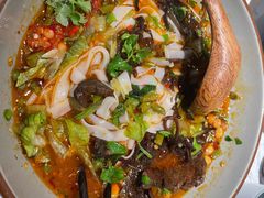 -百春原湖南牛肉粉(百联世纪店)