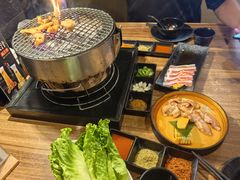 -山居屋炭火烧肉(厚街万达店)