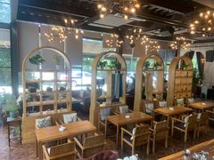 大堂-桉树林A coffee 森林餐厅(三圣乡店)