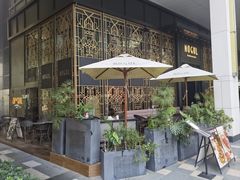 -Mogul Eatery·大亨餐酒馆