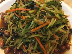 -胖太太四川麻辣排骨串(镇江路分店)