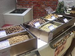 -琦王花生(南浦大桥沃尔玛店)