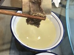 -石磨豆花家常菜·牦牛排土火锅